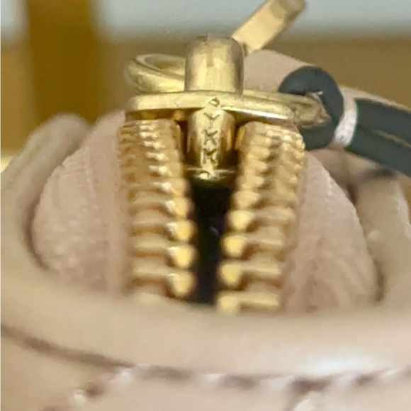 NWT Tory Burch Quilted Fleming Stud Continental Wallet in Goan Sand - Picture 5 of 11